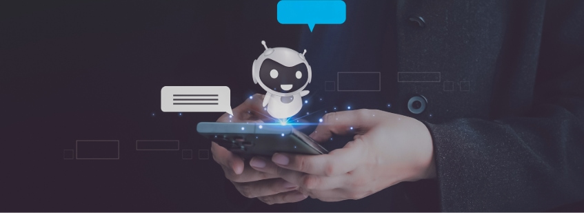 Foto de manos usando celular